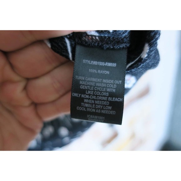 Sanctuary Cori Floral Printed Blouson Long Sleeve Wrap Surplice Blouse - Picture 7 of 8